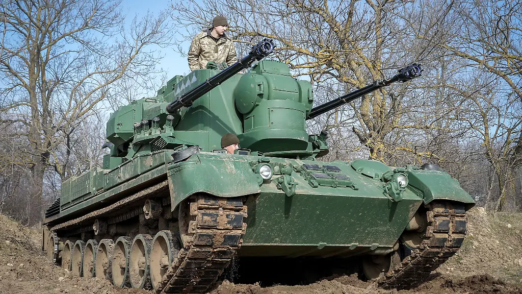 Die-Ukraine-braucht-dringend-Geld-fuer-die-Verteidigung