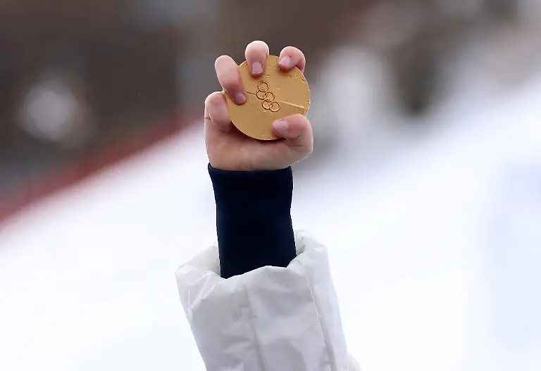 Milano-Cortina-2026-Olympics-Freestyle-Skiing-Women-s-Moguls-Victory-Ceremony-Livigno-Aerials-Moguls-Park-Livigno-Italy-February-11-2026