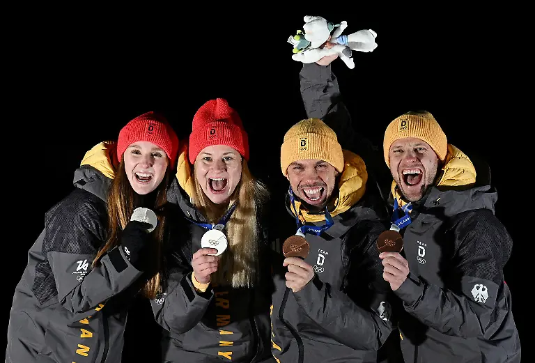 Milano-Cortina-2026-Olympics-Luge-Men-s-Doubles-Victory-Ceremony-Cortina-Sliding-Centre-Cortina-d-Ampezzo-Italy-February-11-2026