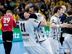 Magdeburg marschiert gnadenlos: Kiel verschafft Gegner "brutal ärgerliches" Finale, Füchse deklassieren Gegner