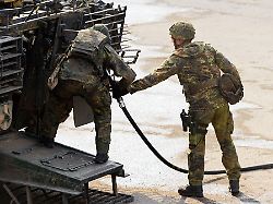 Rheinmetall liebt Wind und Sonne: "Die europäischen Treibstoffvorräte reichen für drei Monate Krieg"