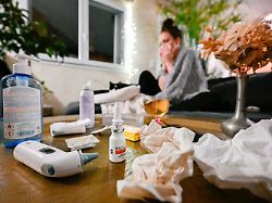 Erreger auf dem Vormarsch: Neben der Grippe rollt bereits die nächste Infektionswelle