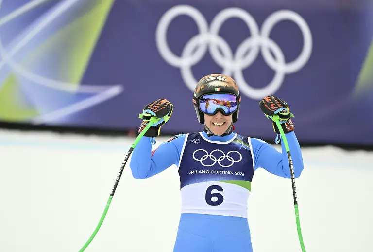 ABD0034-20260212-CORTINA-D-AMPEZZO-ITALIEN-Frederica-Brignone-ITA-am-Donnerstag-12-Februar-2026-nach-ihrem-Lauf-im-Super-G-der-Frauen-in-Cortina-d-Ampezzo