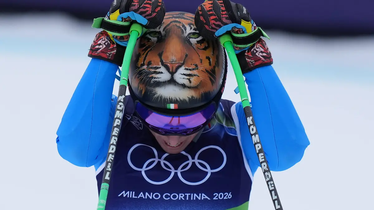 Italy-s-Federica-Brignone-during-an-alpine-ski-women-s-super-G-race-at-the-2026-Winter-Olympics-in-Cortina-d-Ampezzo-Italy-Thursday-Feb