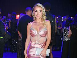 "Bereits seit einiger Zeit": "Let's Dance"-Star Anna-Carina Woitschak gibt Liebes-Aus bekannt