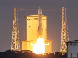 Erstmals mit voller Schubkraft: Europäische Rakete bringt 32 Amazon-Satelliten ins All