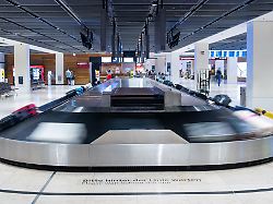 Wie lange warten?: Wenn das Gepäck nicht aufs Band kommt - was Reisende wissen sollten