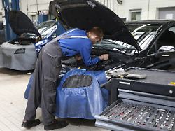 Drei Schadenfälle, 21 Modelle: ADAC-Studie zu Reparaturkosten zeigt enorme Unterschiede