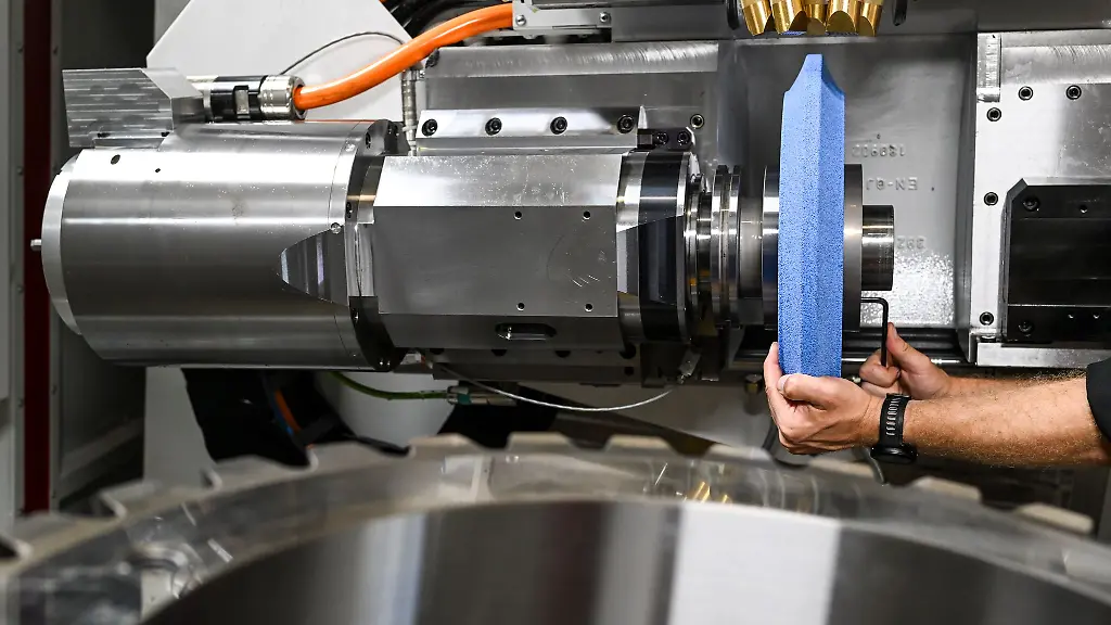 Deutschlands-Maschinenbauer-hoffen-2026-auf-ein-Ende-der-Flaute