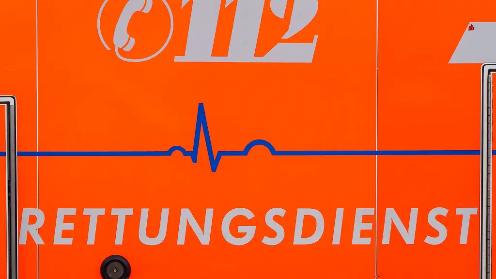 Der-Verletzte-ist-mit-leichten-Verletzungen-in-eine-Klinik-gefahren-worden