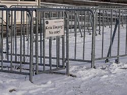 Gericht bestätigt Entscheidung: Bundestag darf AfD-Mitarbeiter wegen Russland-Kontakten Zutritt verwehren