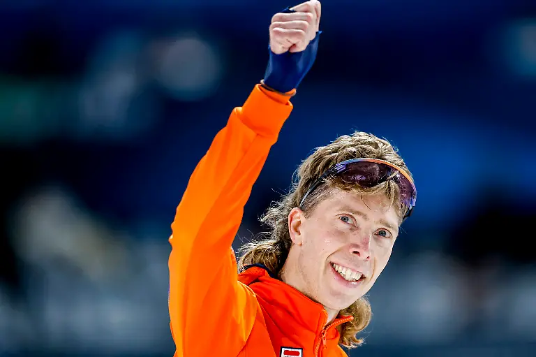 third-Jorrit-Bergsma-of-the-Netherlands-celebrates-after-Men-s-10000m-Milano-Cortina-2026-Winter-Olympics-Day-7-Speed-skating-Eisschnelllauf-Milano-Cortina-2026-Winter-Olympics-Day-7-Milano-Speed-Skating-Stadium-February-13-2026-Milan-Italy