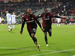 Zwei Schützen für fünf Treffer: Nürnberg deklassiert den KSC, Fortuna kommt nicht vom Fleck