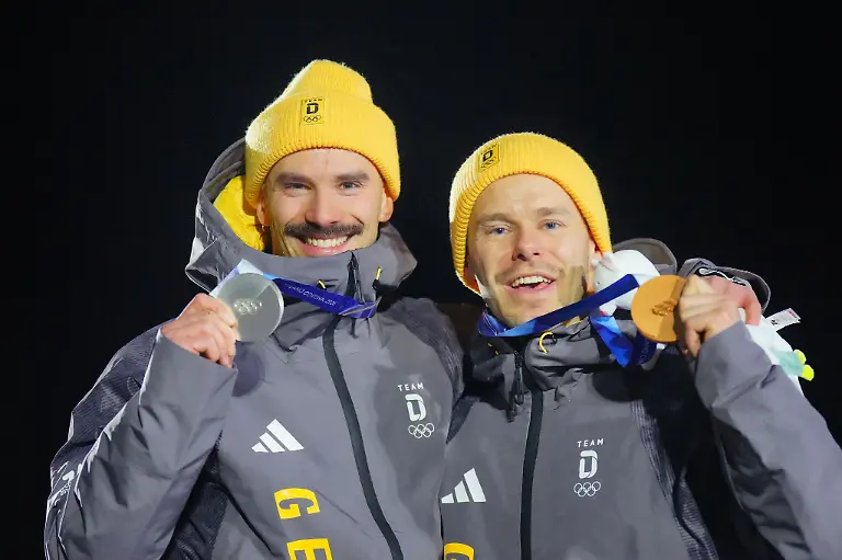 Gemeinsame-Freude-ist-doppelte-Freude-Axel-Jungk-l-und-Christopher-Grotheer