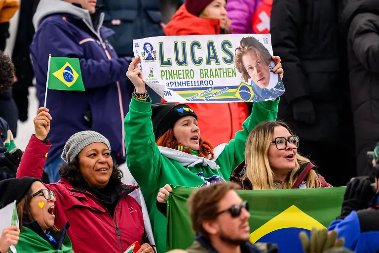 260214-Fans-of-Brazil-in-men-s-alpine-skiing-giant-slalom-during-day-8-of-the-2026-Winter-Olympics-on-February-14-2026-in-Bormio