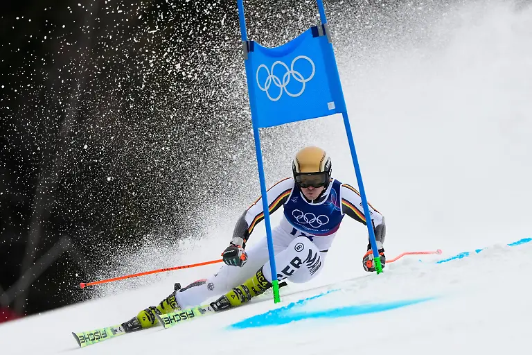 Olympia-Olympische-Winterspiele-Mailand-Cortina-2026-Ski-alpin-Riesenslalom-Maenner-Lauf-1-Fabian-Gratz-Deutschland-in-Aktion