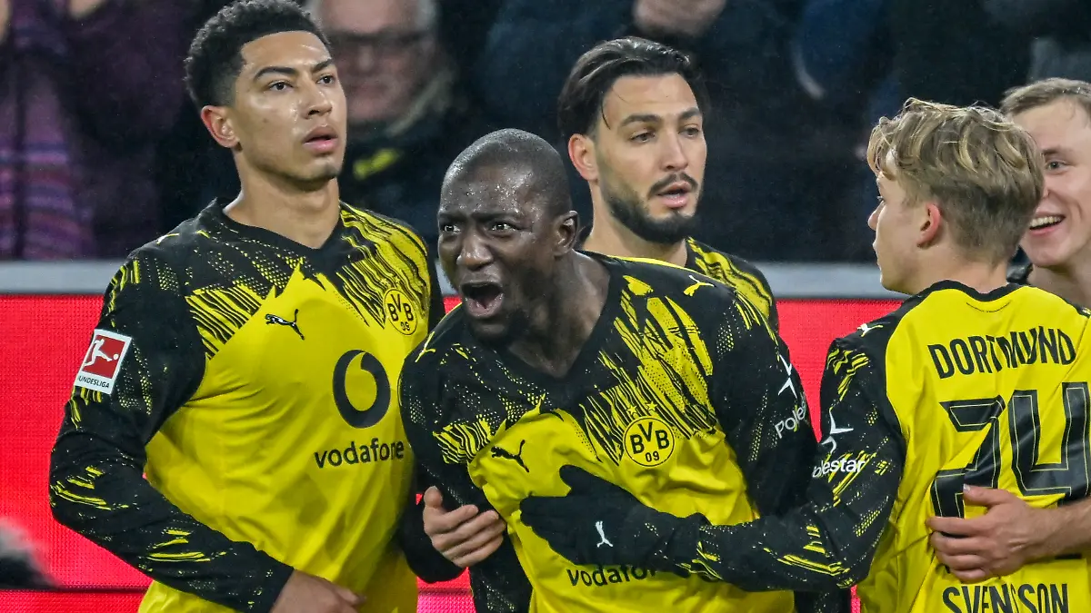 Serhou-Guirassy-Dortmund-9-jubelt-nach-dem-Tor-zum-1-0-mit-der-Mannschaft-13-02-2026-Fussball-Borussia-Dortmund-vs-1