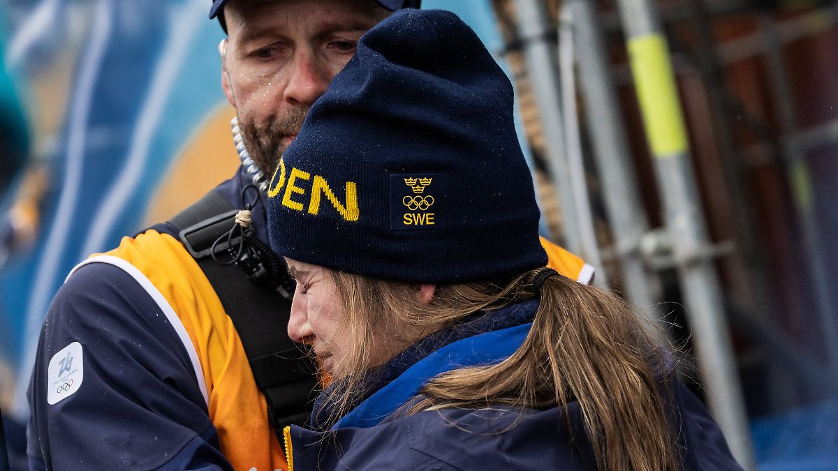 Überschlag und nur noch ein Ski: "Albtraum" mit Tränen: "Kriminelles" Sturz-Drama kostet Schweden sicheres Gold