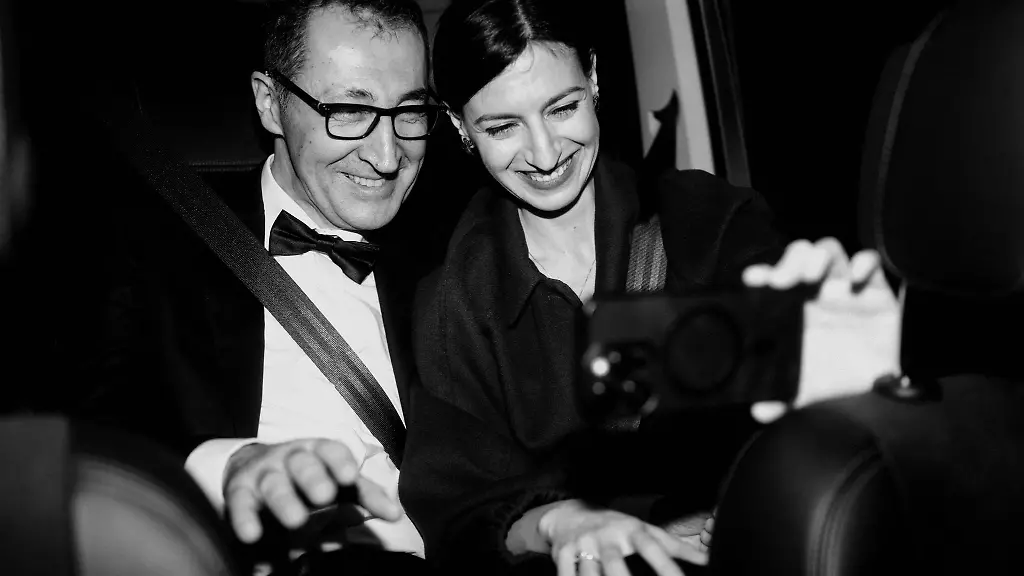 Sind-jetzt-ein-Ehepaar-Gruenen-Spitzenkandidat-Cem-Oezdemir-und-Flavia-Zaka