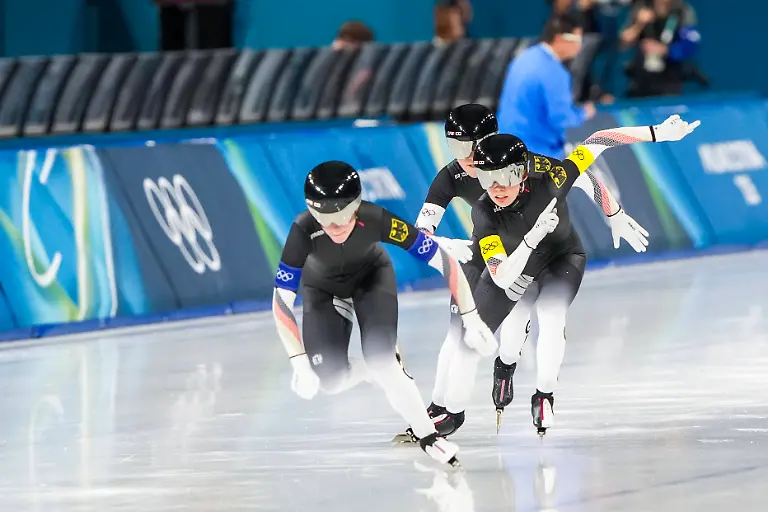 2026-02-14-Milano-Cortina-2026-Winter-Olympics-Speed-skating-Eisschnelllauf-Women-s-Team-Pursuit-MILAN-ITALY-FEBRUARY-14-Lea-Sophie-Scholz-of-Germany-Josephine-Schlorb-of-Germany-Josie-Hofmann-of-Germany-during-the-Speed-Skating-Women-s-Team-Pursuit-Quarterfinals-of-the-Milano-Cortina-2026-Winter-Olympics-at-the-Milano-Speed-Skating-Arena-on-February-14-2026-in-Milan-Italy-Milan-Milano-Speed-Skating-Arena-Italy-Content-not-available-for-redistribution-in-The-Netherlands-directly-or-indirectly-through-any-third-parties