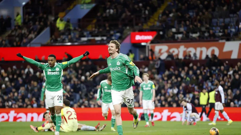 Aston-Villa-v-Newcastle-United-Emirates-FA-Cup-Fourth-Round-Villa-Park-Newcastle-United-s-Nick-Woltemade-celebrates-scoring-their-side-s-third-goal-of-the-game-during-the-Emirates-FA-Cup-fourth-round-match-at-Villa-Park-Birmingham-Picture-date-Saturday-February-14-2026-Photo-credit-should-read-Nigel-French-PA-Wire-RESTRICTIONS-EDITORIAL-USE-ONLY-No-use-with-unauthorised-audio-video-data-fixture-lists-club-league-logos-or-live-services-Online-in-match-use-limited-to-120-images-no-video-emulation-No-use-in-betting-games-or-single-club-league-player-publications