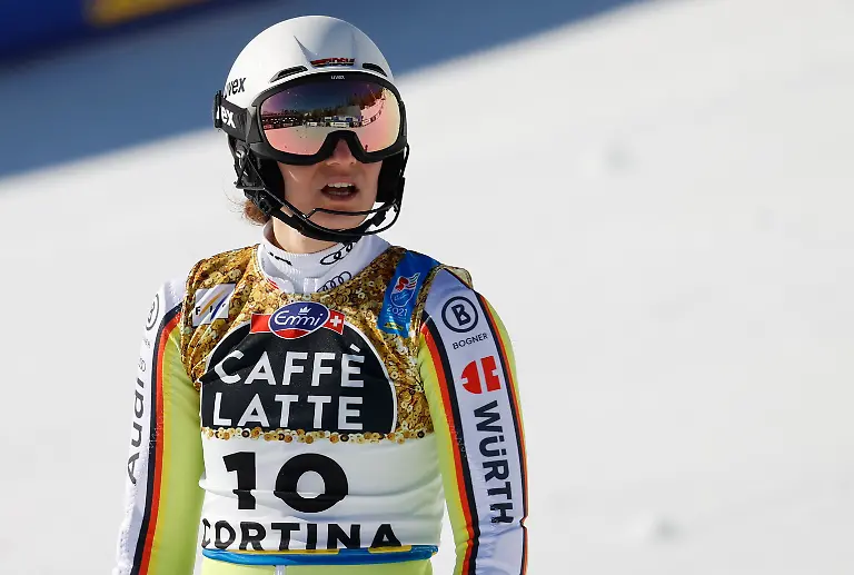 Alpine-Skiing-FIS-Alpine-World-Ski-Championships-Cortina-d-Ampezzo-Italy-February-20-2021-Germany-s-Lena-Durr-reacts-after-her-run-in-the-Women-s-Slalom-REUTERS-Leonhard-Foeger