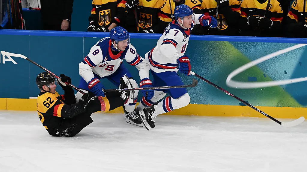 Winter-Olympics-Germany-v-United-States-At-Hockey-Men-s-Team-USA-and-Team-Germany-during-the-men-s-preliminary-round-Group-C-Ice-hockey-Eishockey-match-between-USA-and-Germany-at-the-Milano-Santagiulia-Ice-Hockey-Arena-during-the-Milano-Cortina-2026-Winter-Olympic-Games-Olympische-Spiele-Olympia-OS-in-Milan-Italy-on-February-15-2026-Photo-by-JMP-ABACAPRESS