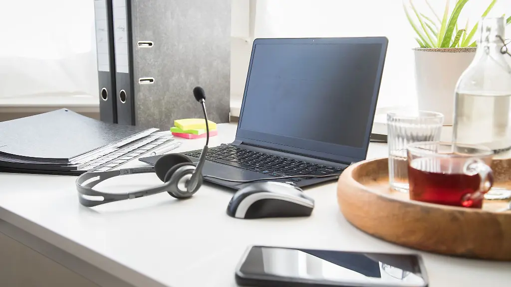 Arbeiten-Sie-lieber-zu-Hause-als-im-Buero-Dann-koennen-Sie-einige-Ihrer-Ausgaben-steuerlich-geltend-machen