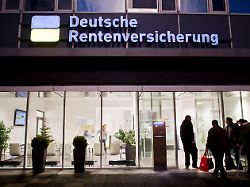 Abschläge oder Anreize: Rentenkommission spricht über Rente mit 70