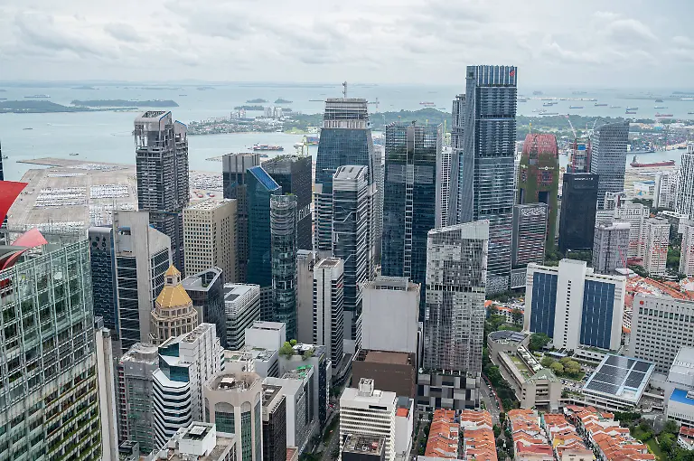 28-11-2025-Singapur-Republik-Singapur-Asien-Blick-vom-1-Arden-Sky-Garden-des-CapitaSpring-Wolkenkratzers-auf-die-Skyline-des-Finanz-und-Geschaeftsdistrikts-und-Tanjong-Pagar