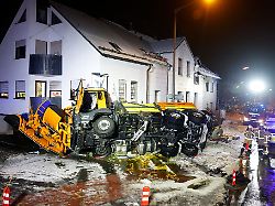 Bayern: Unfälle und Staus nach Neuschnee auf Bayerns Straßen