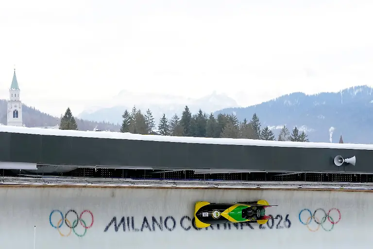 Olympics-Bobsleigh-2-Man-Feb-16-2026-Cortina-d-Ampezzo-Italy-Shane-Pitter-and-Junior-Harris-of-Jamaica-during-two-man-bobsleigh-during-the-Milano-Cortina-2026-Olympic-Winter-games-Winterspiele-Spiele-Summer-games-at-Cortina-Sliding-Centre