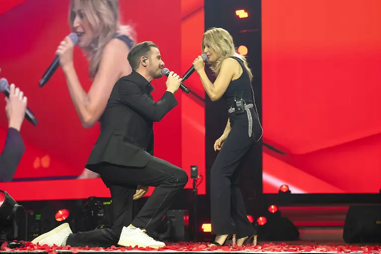 Schlagernacht-des-Jahres-2025-Michelle-und-Eric-Philippi-bei-der-Schlagernacht-des-Jahres-2025-am-06-12-2025-in-der-Festhalle-Frankfurt