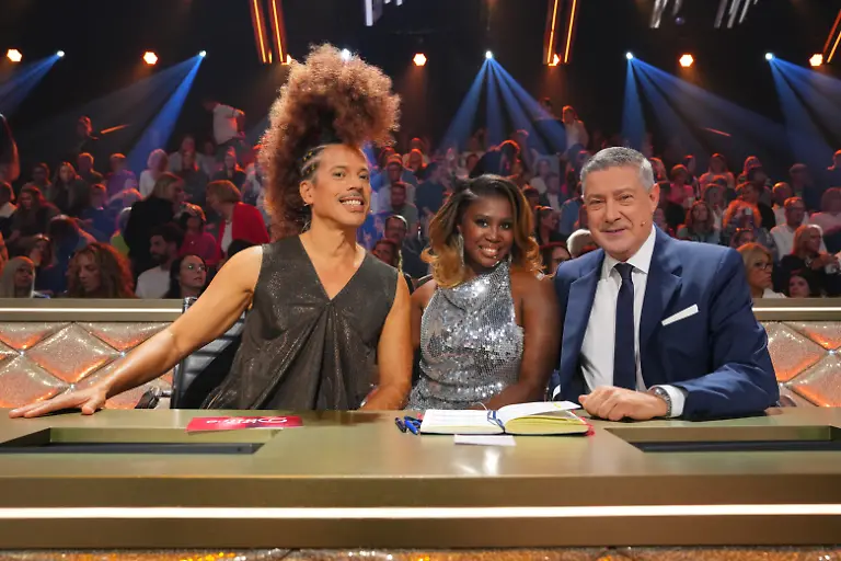 Die-Jury-mit-Jorge-Gonzalez-l-Motsi-Mabuse-und-Joachim-Llambi