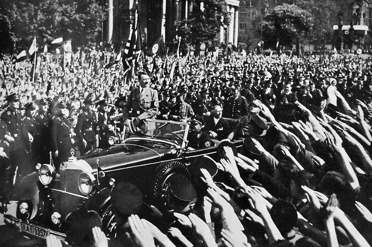 Adolf-Hitler-and-Josef-Goebbels-meet-selected-young-Nazi-Party-workers-at-the-Chancellery-in-Berlin-1934-with-Nazi-party-regional-leaders-at-a-meeting-in-Berlin-World-History-Archive
