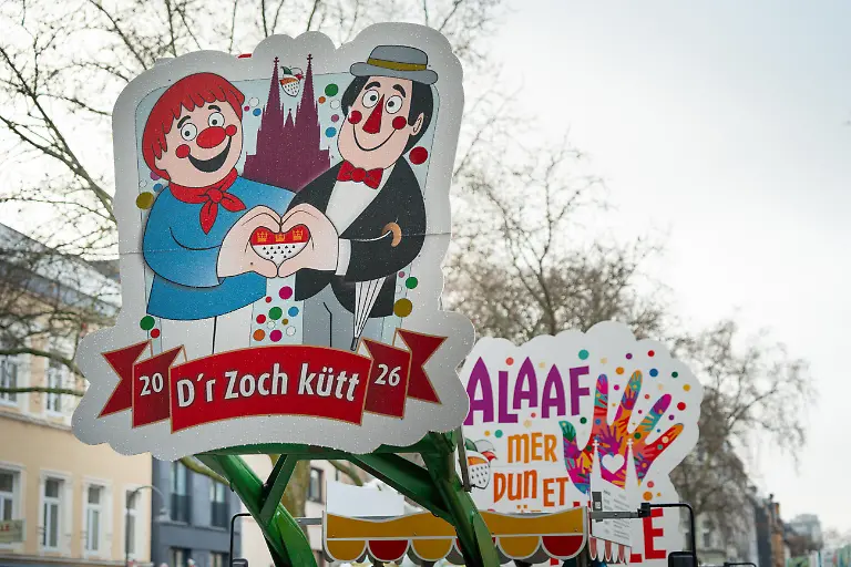 D-r-Zoch-Kuett-Impressionen-mit-dem-Logo-D-r-Zoch-Kuettund-Eindruecke-vom-Zugweg-Rosenmontagszug-Koeln-2026
