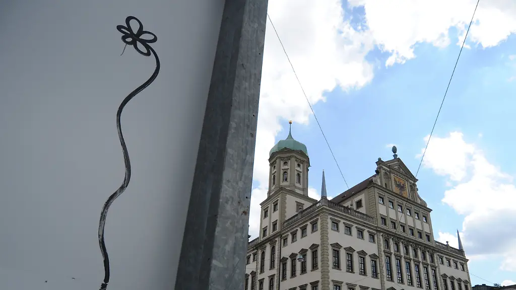 163448d90b684e1559e620adfb4ee9cd