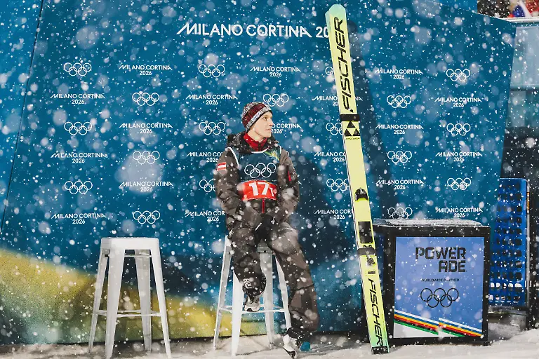 ABD0233-20260216-PREDAZZO-ITALIEN-Jan-Hoerl-AUT-am-Montag-16-Februar-2026-waehrend-dem-Skispringen-Maenner-Super-Team-Grossschanze-im-Rahmen-der-Olympischen-Winterspiele-in-Predazzo