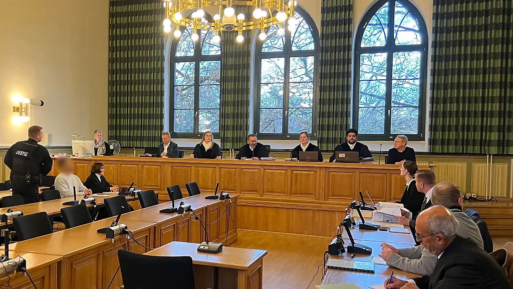 Der-Prozess-gegen-den-38-jaehrigen-Angeklagten-hatte-im-Dezember-begonnen