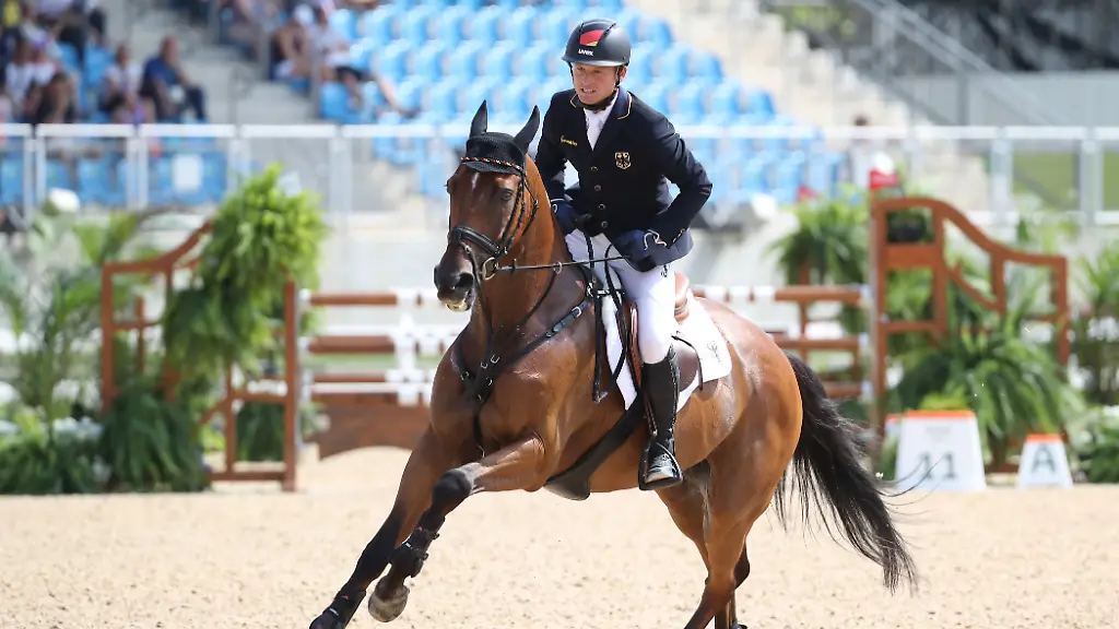 Michael-Jung-of-Germany-on-horse-Sam-FBW-in-action-during-the-Eventing-Individual-Jumping-of-the-Equestrian-events-during-the-Rio-2016-Olympic-Games-at-the-Olympic-Equestrian-Centre-in-Rio-de-Janeiro-Brazil-9-August-2016