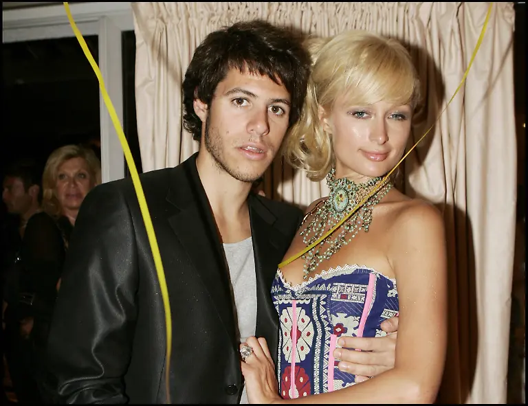 EXCLUSIF-PARIS-HILTON-ET-SON-FUTUR-MARI-PARIS-LATSIS-SOIREE-TONY-MURRAY-A-SAINT-TROPEZ-EXCLUSIVE-TONY-MURRAY-S-PARTY-IN-ST-TROPEZ-Saint-Tropez-France-EXKLUSIV-Paris-HILTON-und-sein-Zukunft-Ehemann-Paris-LATSIS-ABENDFEIER-TONY-MURRAY-A-Heiliger-TROPEZ-EXKLUSIVE-TONY-MURRAY-S-PARTY-IN-ST-TROPEZ-Heiliger-Tropez-Frankreich-PUBLICATIONxNOTxINxFRAxUKxUSAxAUSxBEL-Copyright-xDOMINIQUExJACOVIDESx-xBESTIMAGExDOMINIQUExJACOVIDESx-xBESTIMAGEx