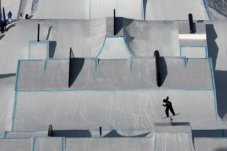 Milano-Cortina-2026-Olympics-Snowboard-Men-s-Snowboard-Slopestyle-Qualification-Livigno-Snow-Park-Livigno-Italy-February-15-2026