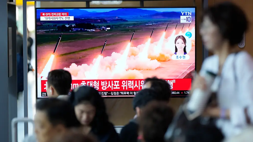 A-TV-screen-shows-a-report-of-North-Korea-s-multiple-rocket-launchers-during-a-news-program-at-the-Seoul-Railway-Station-in-Seoul-South-Korea-Friday-May-31-2024-North-Korean-leader-Kim-Jong-Un-supervised-firing-drills-involving-nuclear-capable-super-large-multiple-rocket-launchers-to-show-the-country-s-ability-to-carry-out-preemptive-attacks-on-rival-South-Korea-state-media-reported-Friday-The-letters-read-North-super-large-multiple-rocket