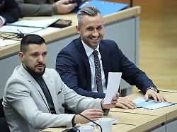 Skandal um "Vetternwirtschaft": Die Basis der Sachsen-Anhalt-AfD hat Redebedarf