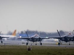 "Sollte ich eigentlich nie sagen": Staatssekretär verrät heikles Detail zum F-35-Kampfjet der USA