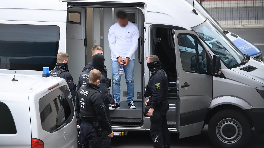 c40d6502f2549d98674293c5ce2297e9