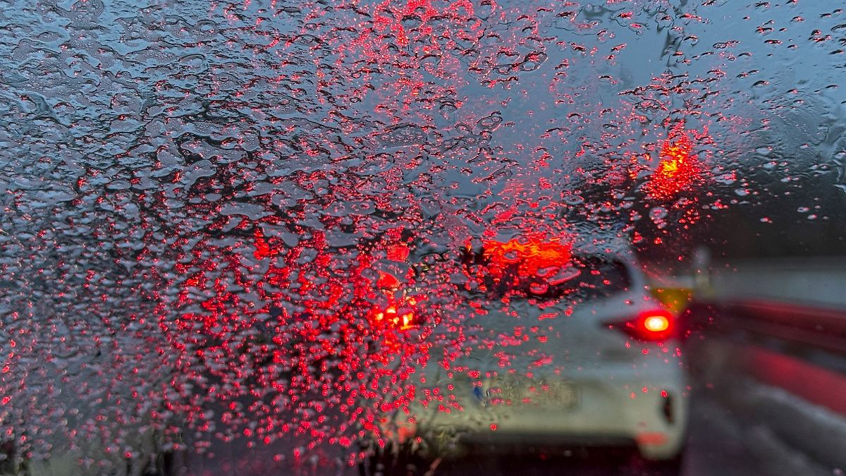 Glätte verursacht Unfälle und Staus in Bayern