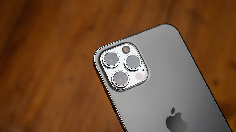 iPhone-12-Pro-Max-Test-3