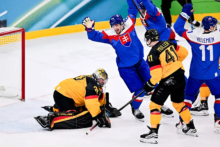 SLOVAKIA-SVK-vs-GERMANY-GER-during-Mens-Play-offs-Quarterfinals-Ice-hockey-Eishockey-at-the-Olympic-Winter-games-Winterspiele-Spiele-Summer-games-Milano-Cortina-2026-at-Milano-Santagiulia-Ice-Hockey-Arena-on-February-18-2026-in-Milan-Italy