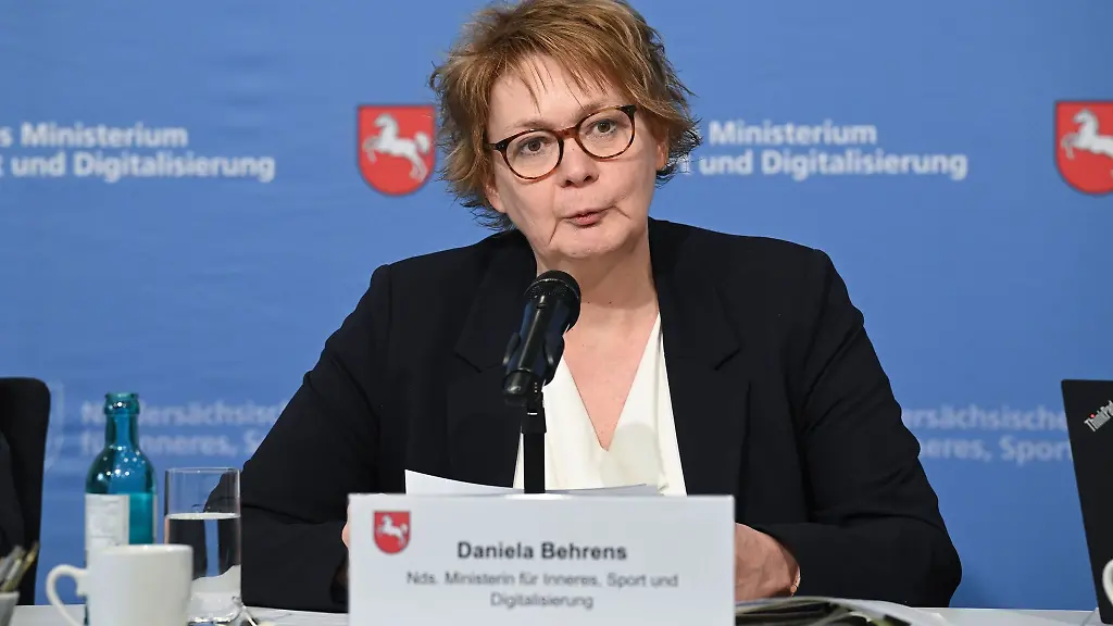 Innenministerin-Behrens-stellte-die-neue-Einstufung-der-niedersaechsischen-AfD-vor-im-Ministerium-rechnete-man-fest-mit-einer-Klage-der-Partei